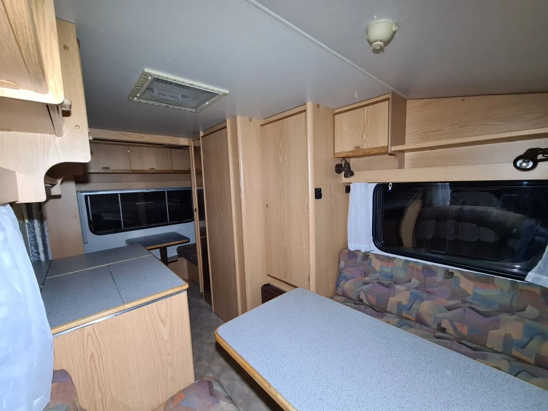 Каравана Knaus Sudwind, снимка 12 - Каравани и кемпери - 52463026