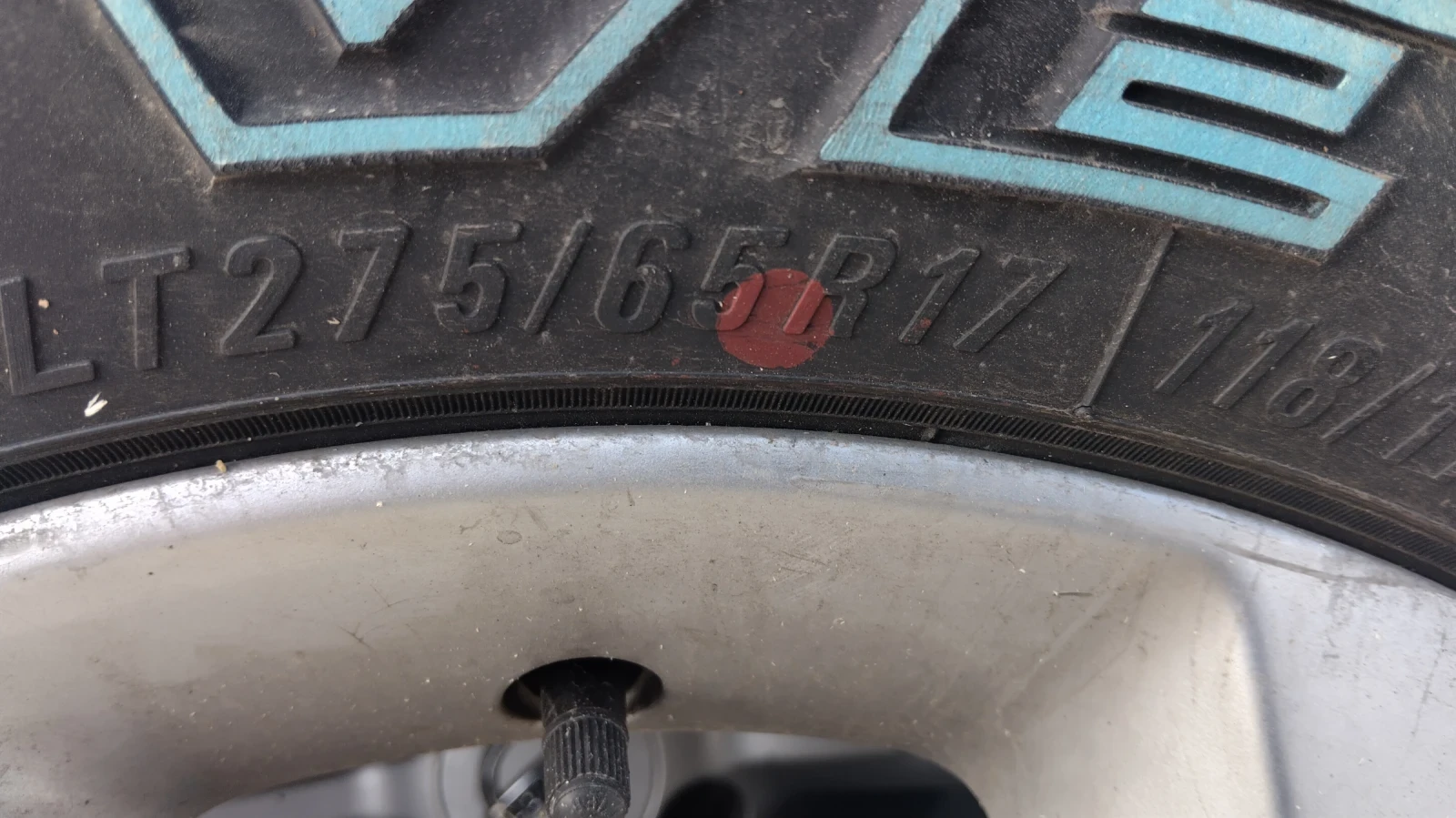    235/65R17  Nissan Navara | Mobile.bg   1