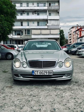 Mercedes-Benz E 220, снимка 1