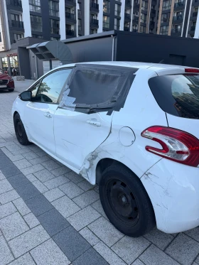 Peugeot 208, снимка 4