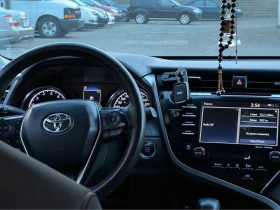 Toyota Camry * XLE * * HeadUp* * АвтоКредит* (ЦЕНА ДО БГ) - 32999 лв. - 77215170 | Car24.bg
