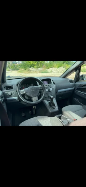 Opel Zafira - 2000 € / 3911.66 лв. - 77548939 11