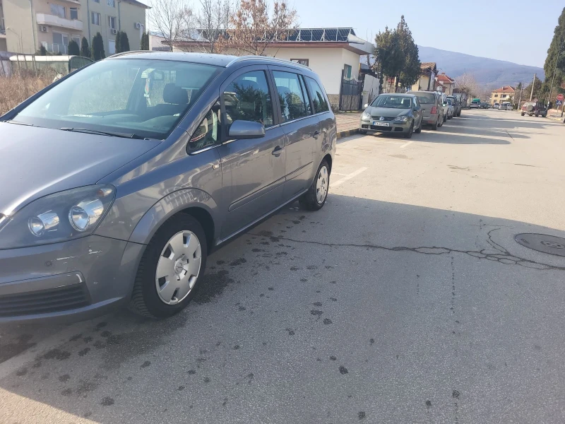 Opel Zafira, снимка 1 - Автомобили и джипове - 48949146