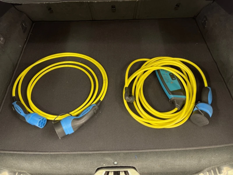 Volvo V60 D6 Summum, снимка 8 - Автомобили и джипове - 51310937