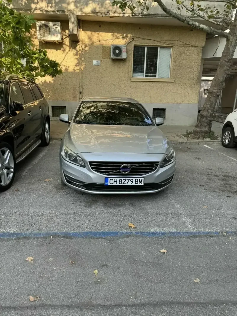 Volvo V60 D6 Summum, снимка 16 - Автомобили и джипове - 51310937