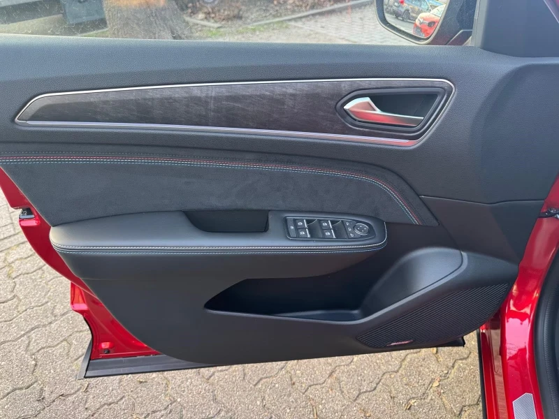 Renault Arkana 1.6HEV/143HP/ESPRIT-ALPINE/CAM/BOSE/LED/KLESS/513g, снимка 13 - Автомобили и джипове - 52222146