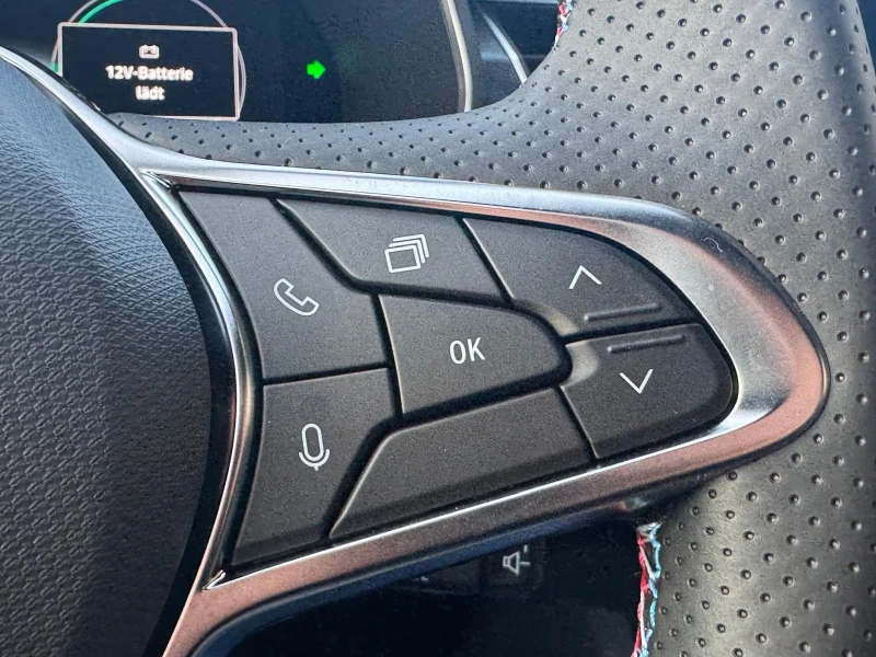 Renault Arkana 1.6HEV/143HP/ESPRIT-ALPINE/CAM/BOSE/LED/KLESS/513g, снимка 6 - Автомобили и джипове - 52222146