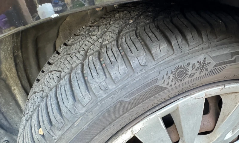 Mazda 2, снимка 9 - Автомобили и джипове - 52264774