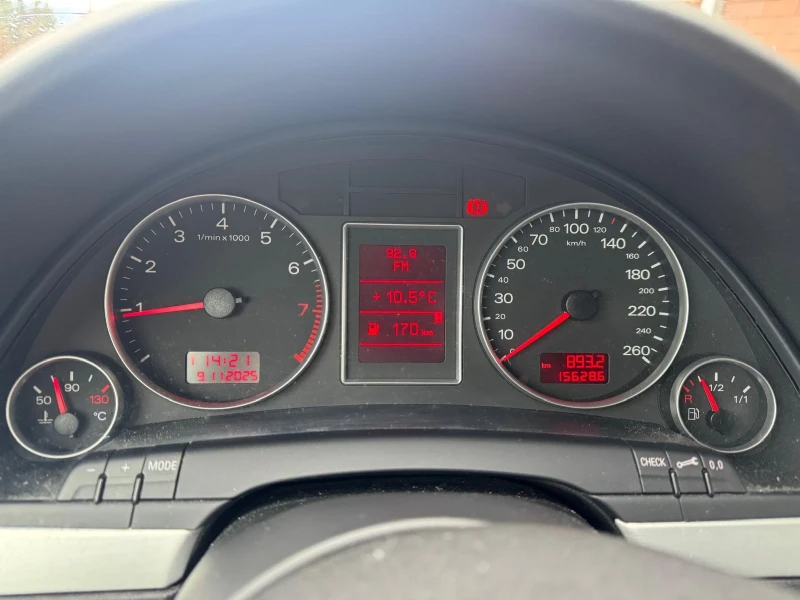 Audi A4 156 000km 1.8T Quattro S-Line 6 speed Manual Swiss, снимка 7 - Автомобили и джипове - 52666471