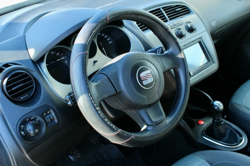 Seat Altea, снимка 12 - Автомобили и джипове - 52950695