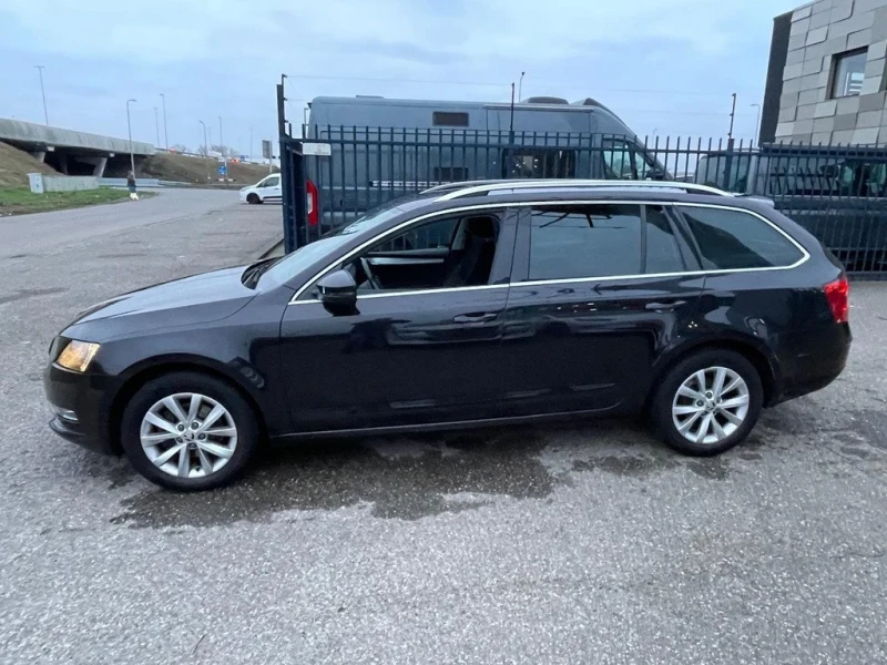 Skoda Octavia 1.5 TSI Ambition Business, снимка 6 - Автомобили и джипове - 53003799