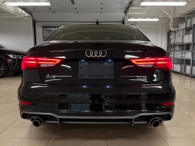 Audi A3 * Technik * CARFAX * S LINE * КОМПЛЕКТ ГУМИ * КАМЕ, снимка 4 - Автомобили и джипове - 53277915