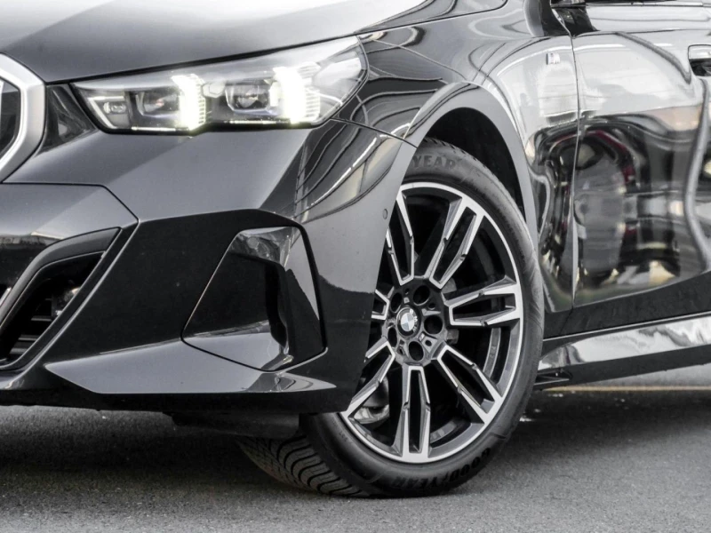 BMW 520 d xDrive M Sport Paket, снимка 3 - Автомобили и джипове - 53472590