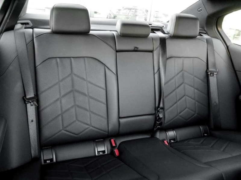 BMW 520 d xDrive M Sport Paket, снимка 7 - Автомобили и джипове - 53472590