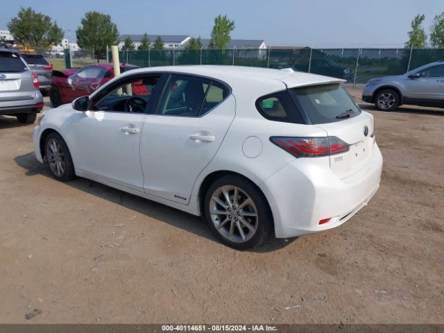 Lexus CT 200h, снимка 3 - Автомобили и джипове - 47633855