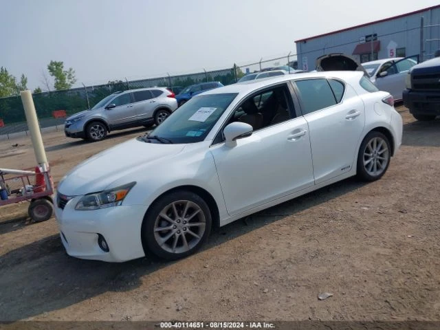 Lexus CT 200h, снимка 2 - Автомобили и джипове - 47633855