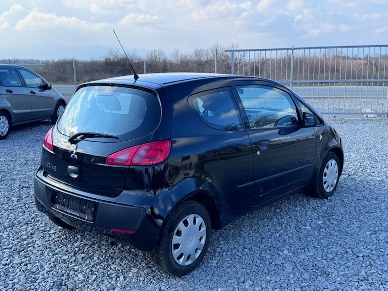 Mitsubishi Colt 1.1MPI, снимка 10 - Автомобили и джипове - 49481460