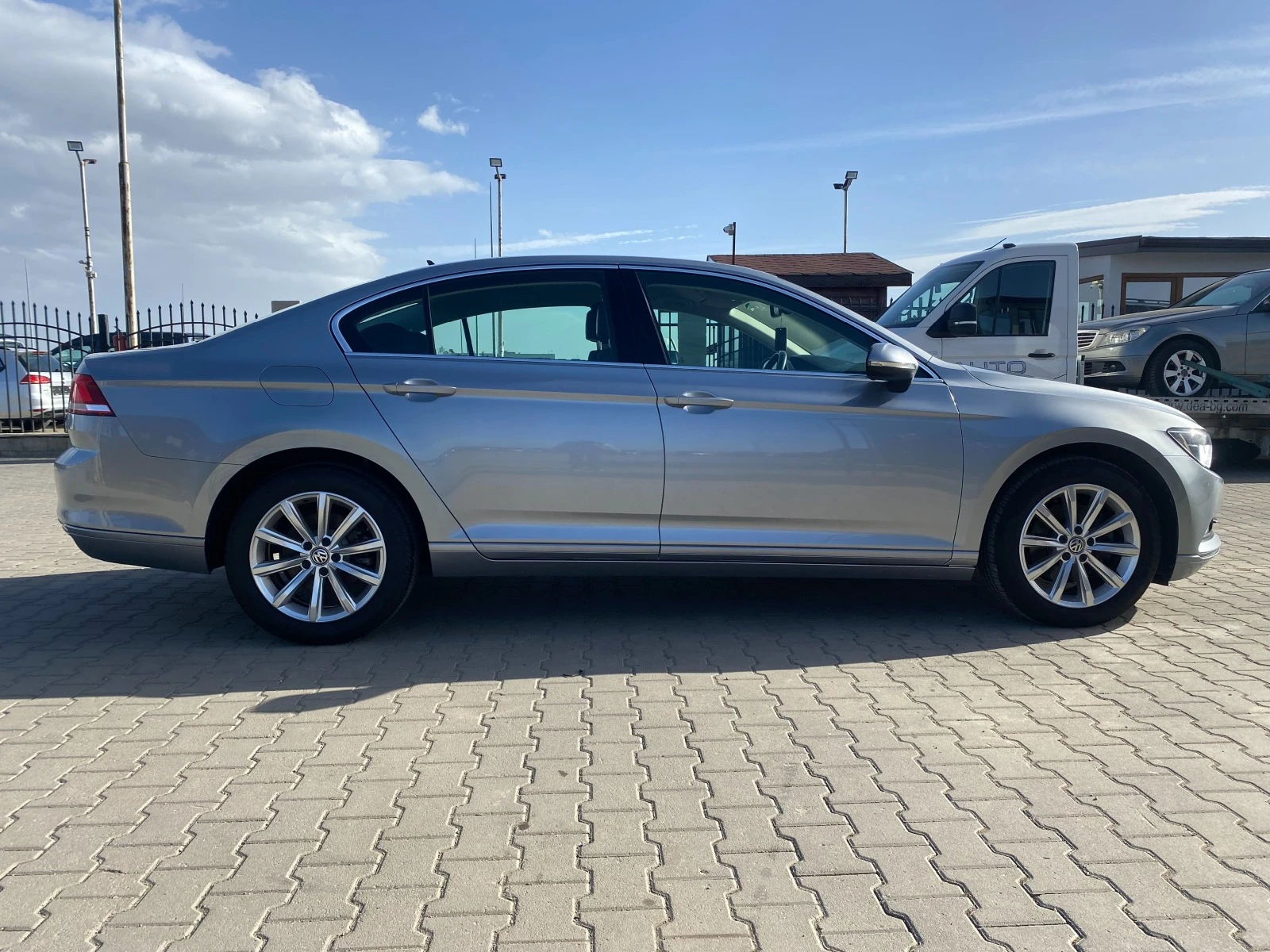 VW Passat 1.6D DISTRONIC EURO 6B - изображение 6