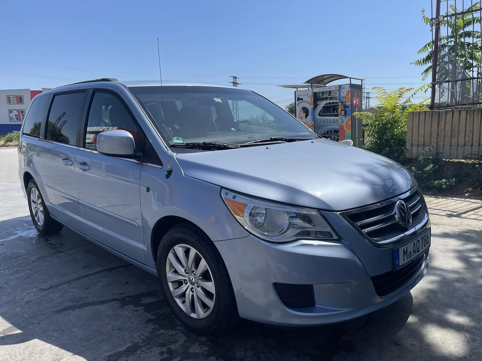 Chrysler Voyager VW Routan - изображение 2