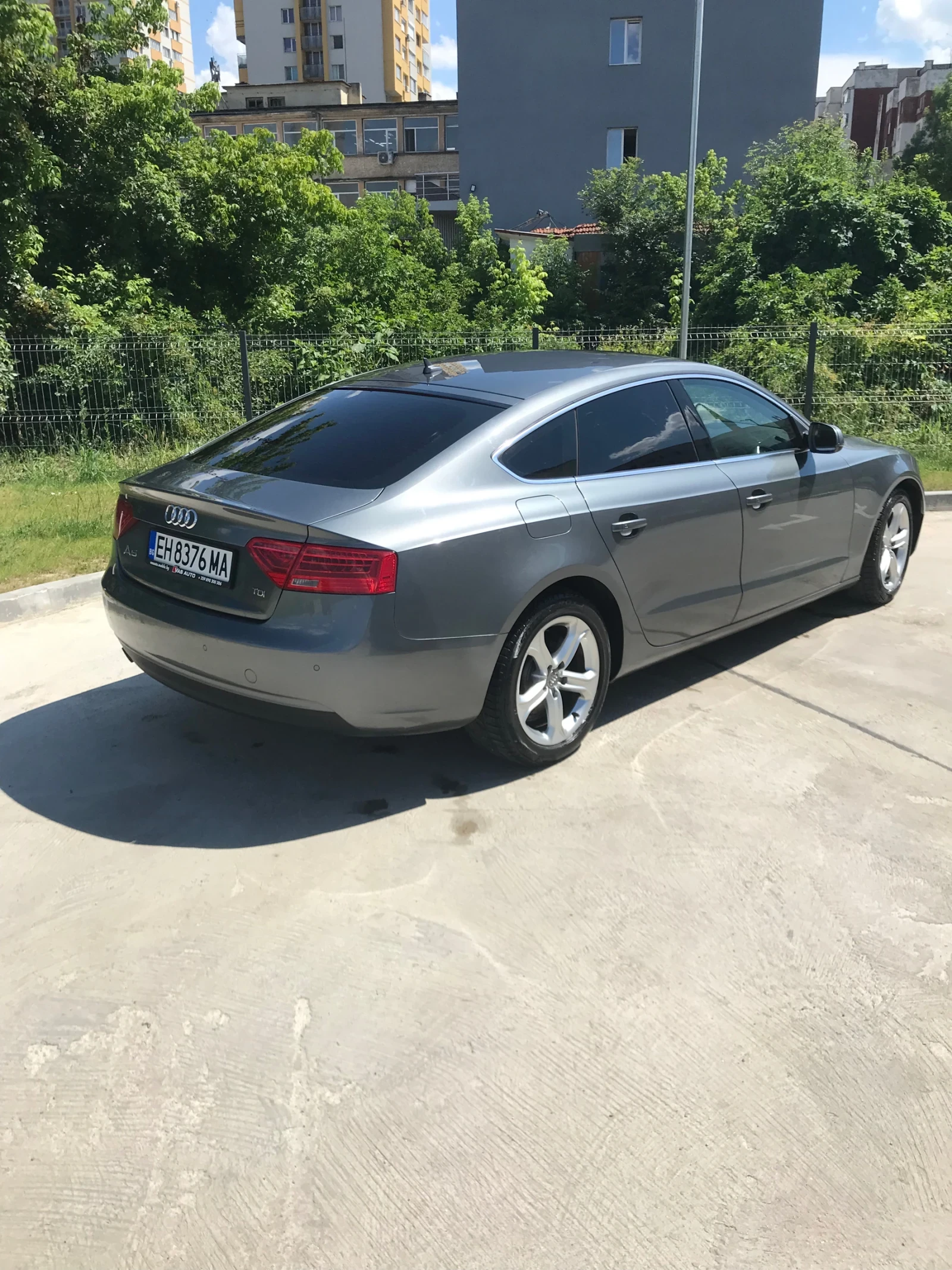 Audi A5 2.0TDI 177k.s - изображение 4