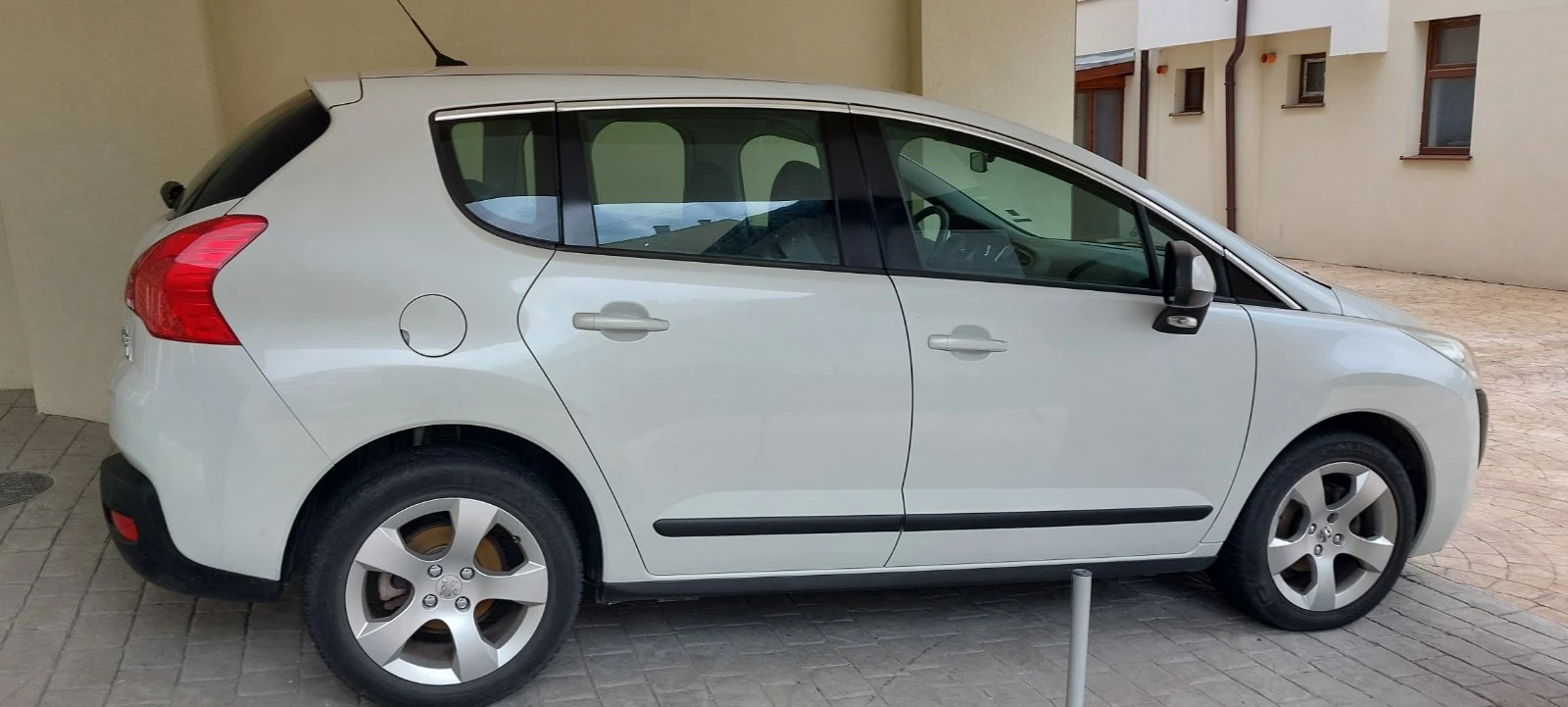 Peugeot 3008 1.6 HDI - изображение 5
