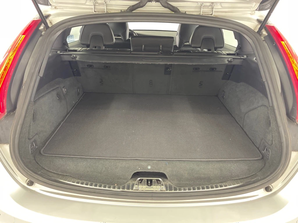 Volvo V60 D6 Summum - изображение 7