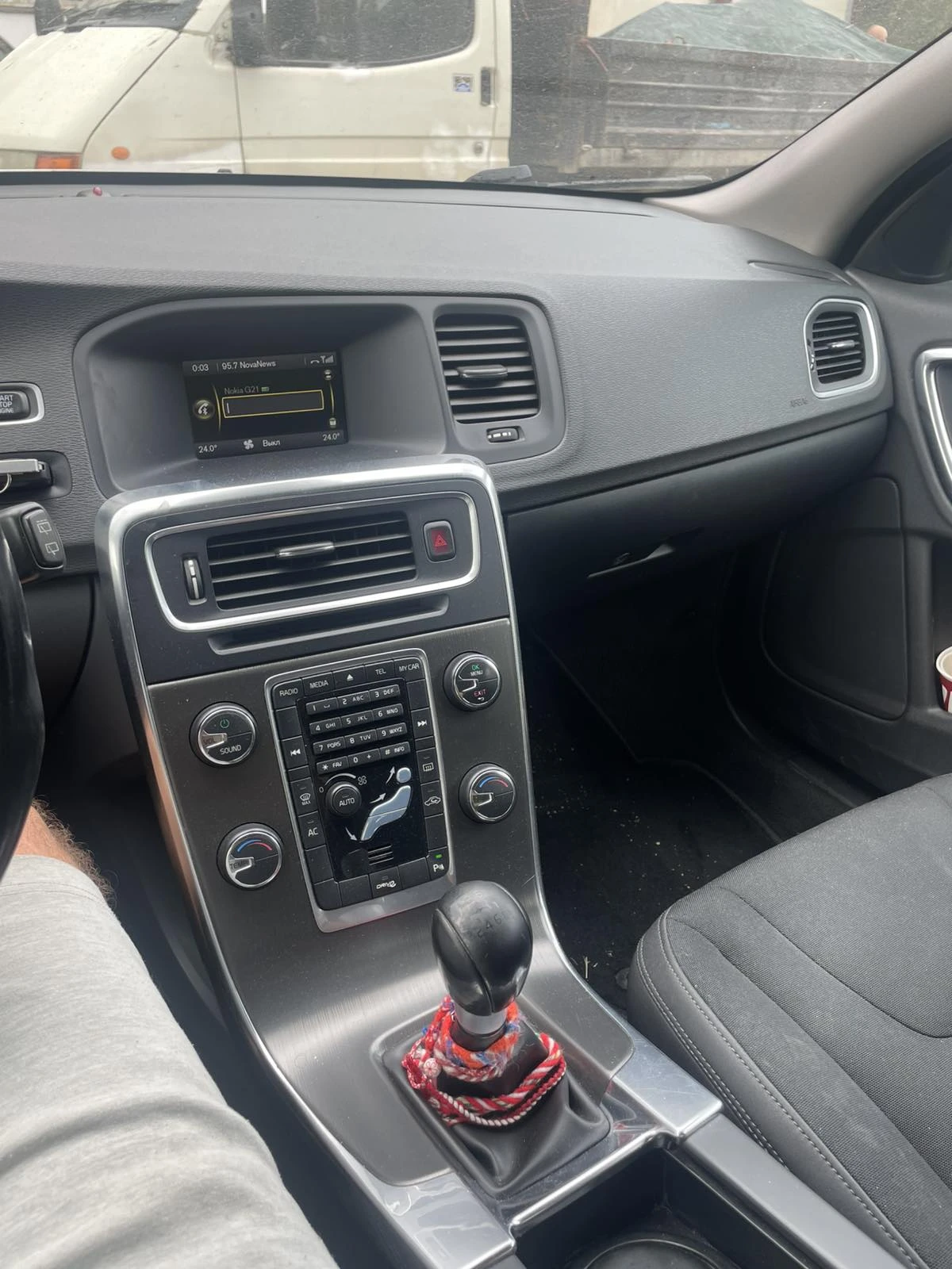 Volvo V60 D3 163к.с - изображение 5
