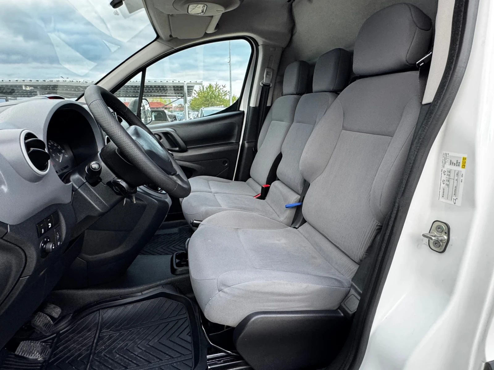 Peugeot Partner 1.6BLUE HDI МAXI ИТАЛИЯ - изображение 6