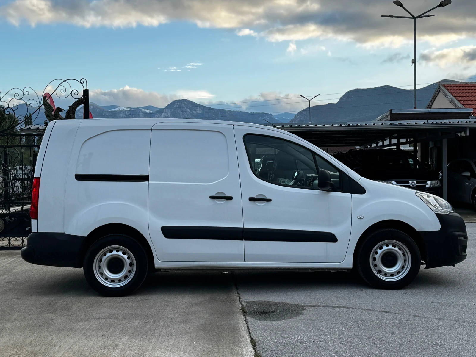 Peugeot Partner 1.6BLUE HDI МAXI ИТАЛИЯ - изображение 4