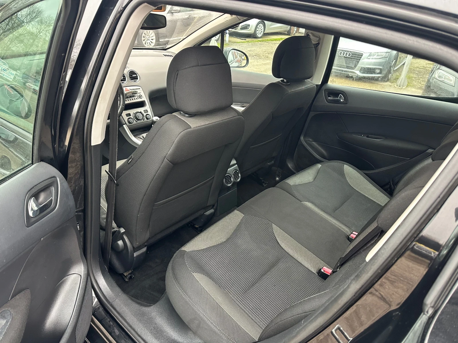 Peugeot 308 1.6 HDI | Mobile.bg � ����������� 11