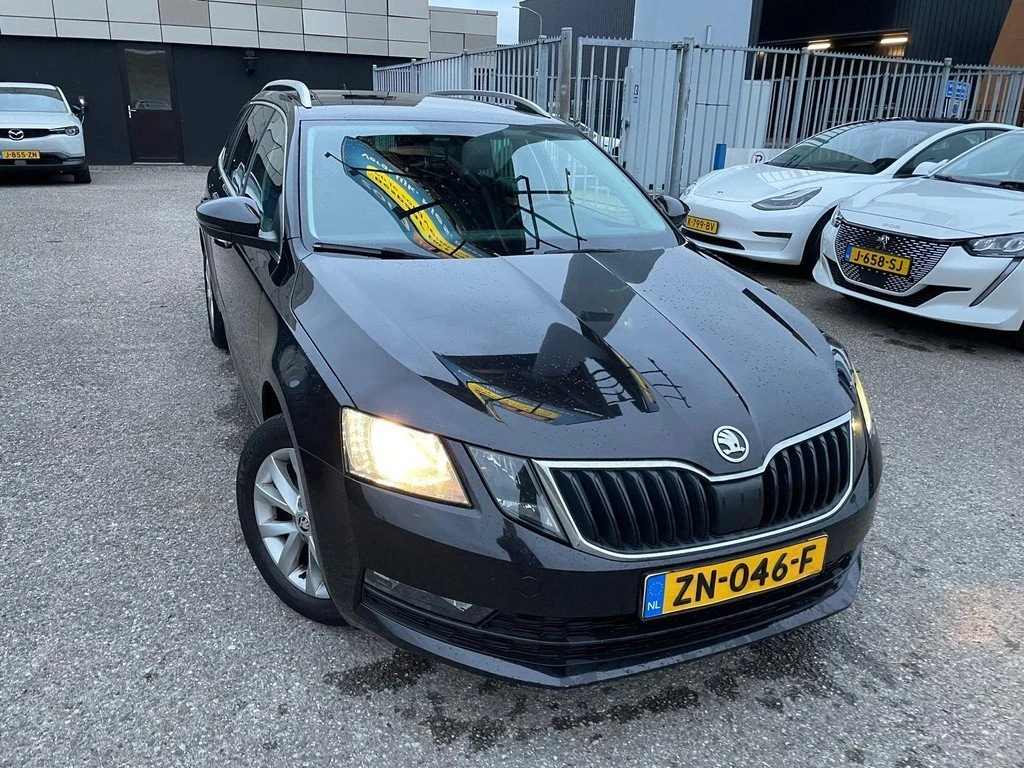 Skoda Octavia 1.5 TSI Ambition Business - изображение 2