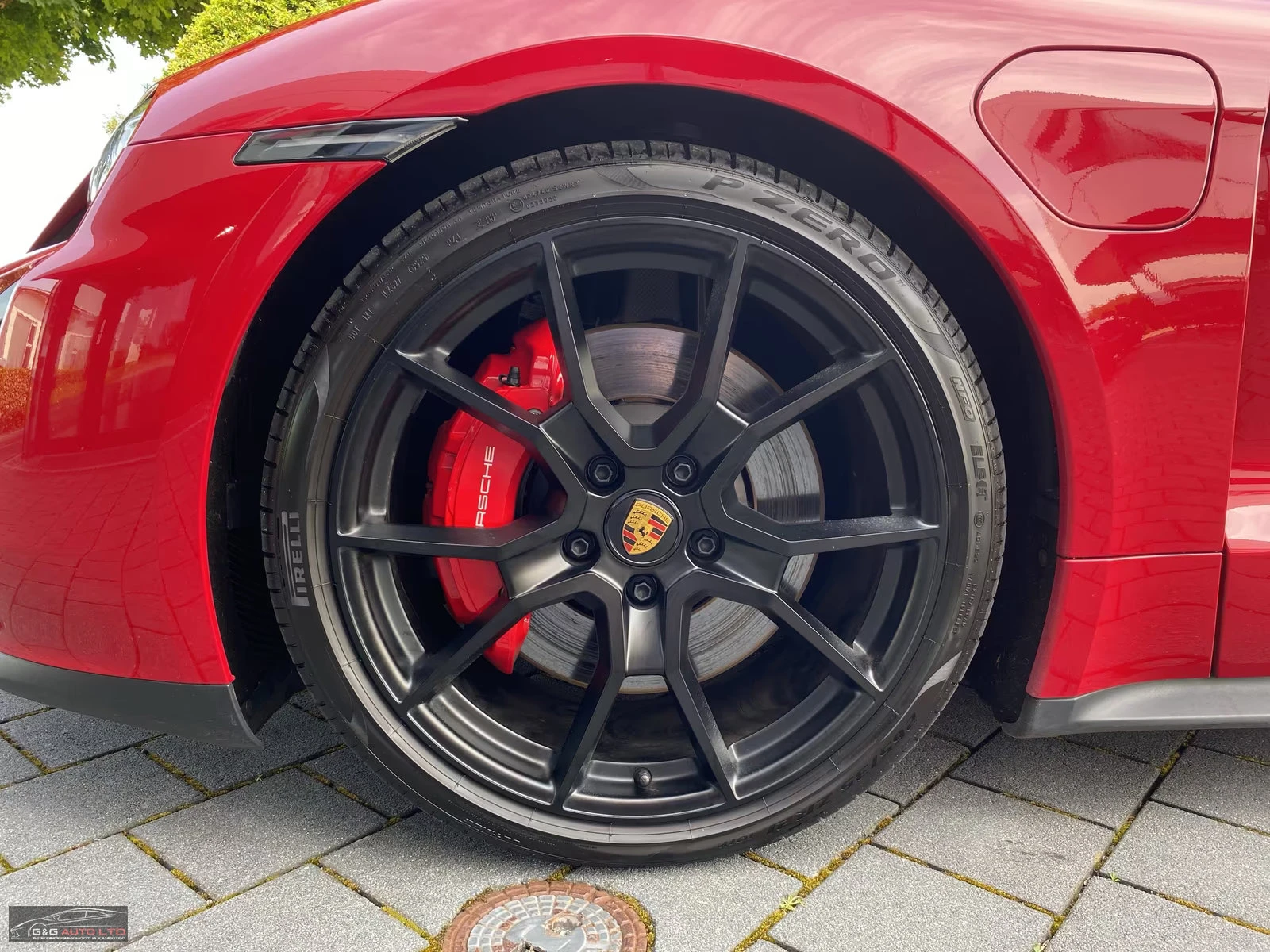 Porsche Taycan GTS/598HP/SPORT-TIRUSMO/BOSE/PANO/360/851v - изображение 4