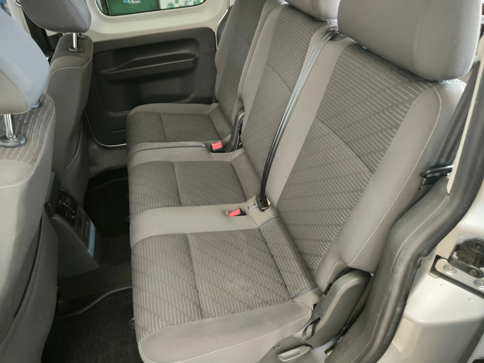 VW Caddy �.D.i-105k.c.����������, �����, ���� 5�! | Mobile.bg � ����������� 13