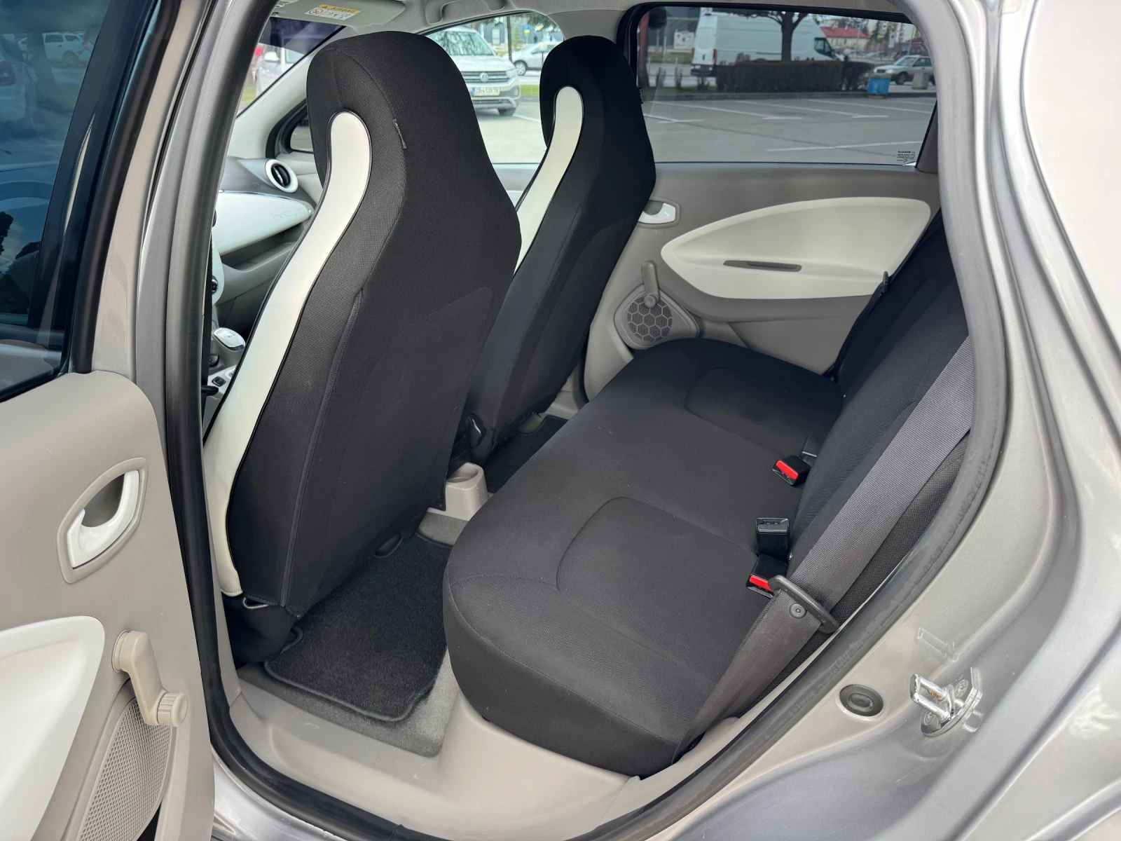 Renault Zoe  - изображение 10