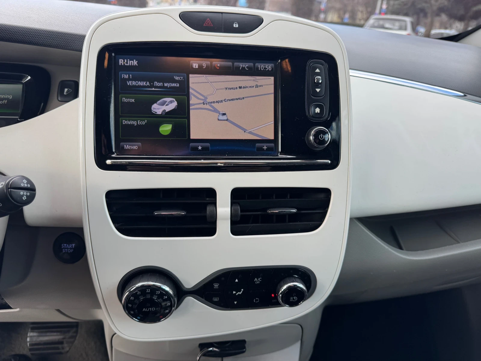 Renault Zoe  - изображение 7