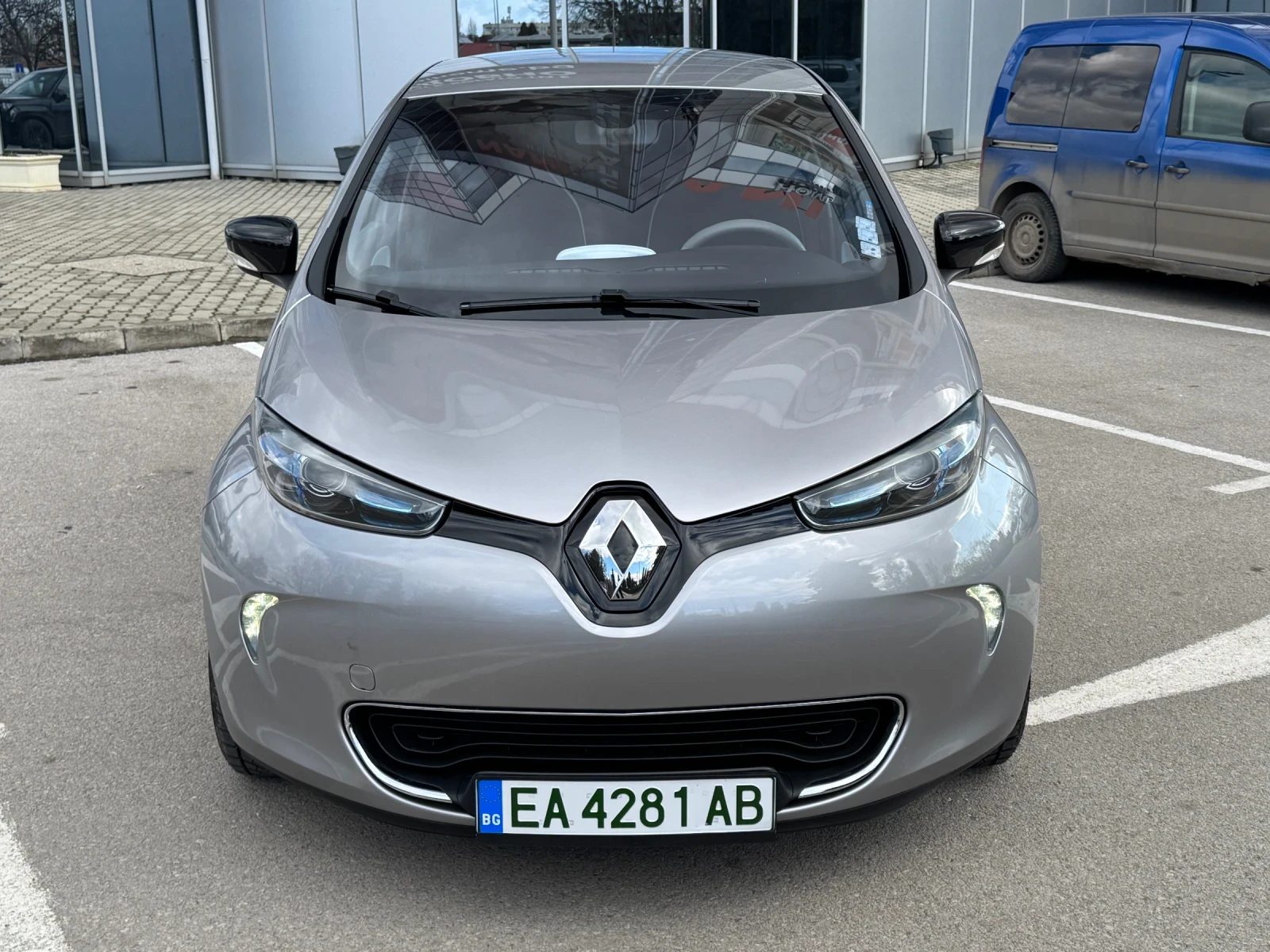 Renault Zoe  - изображение 5