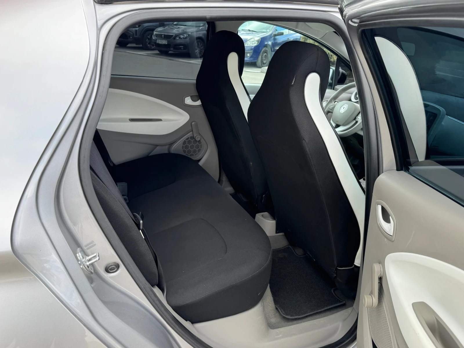Renault Zoe | Mobile.bg � ����������� 12