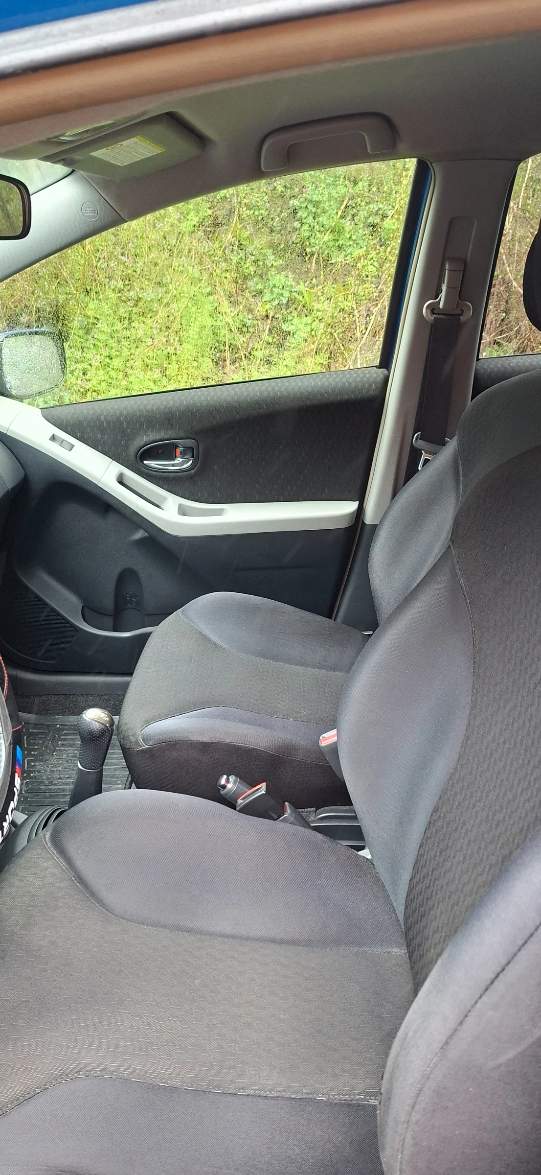 Toyota Yaris Yaris TS 1.8, снимка 10 - Автомобили и джипове - 54067609