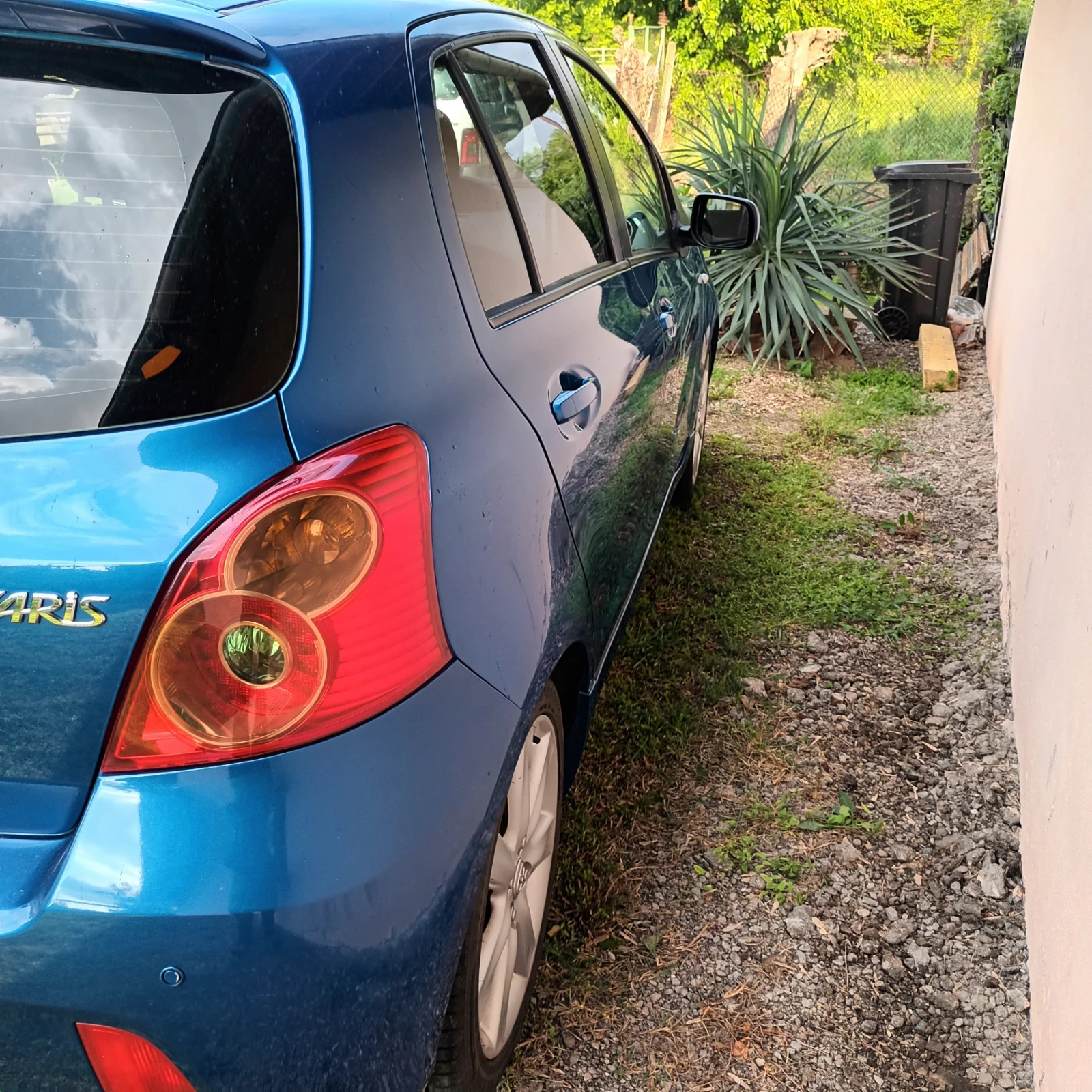 Toyota Yaris Yaris TS 1.8, снимка 6 - Автомобили и джипове - 54067609