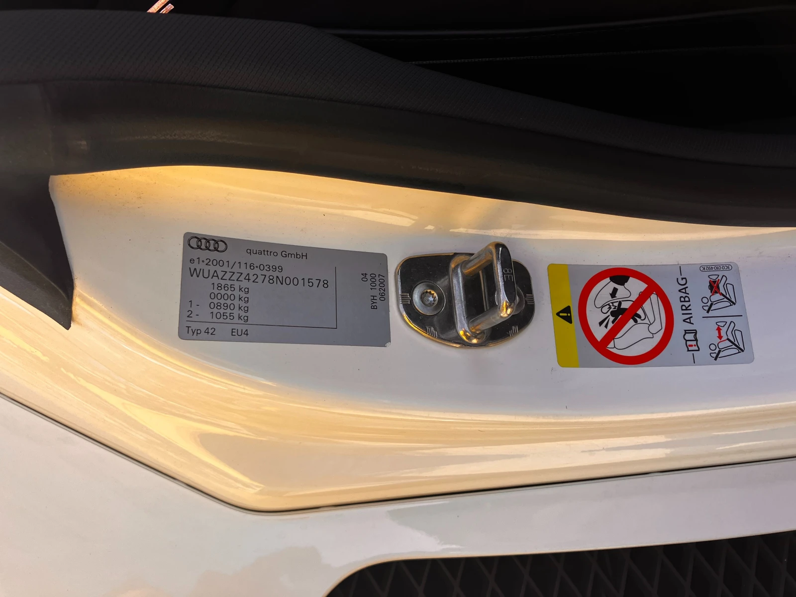 Audi R8 R-TRONIC, снимка 13 - Автомобили и джипове - 54207630