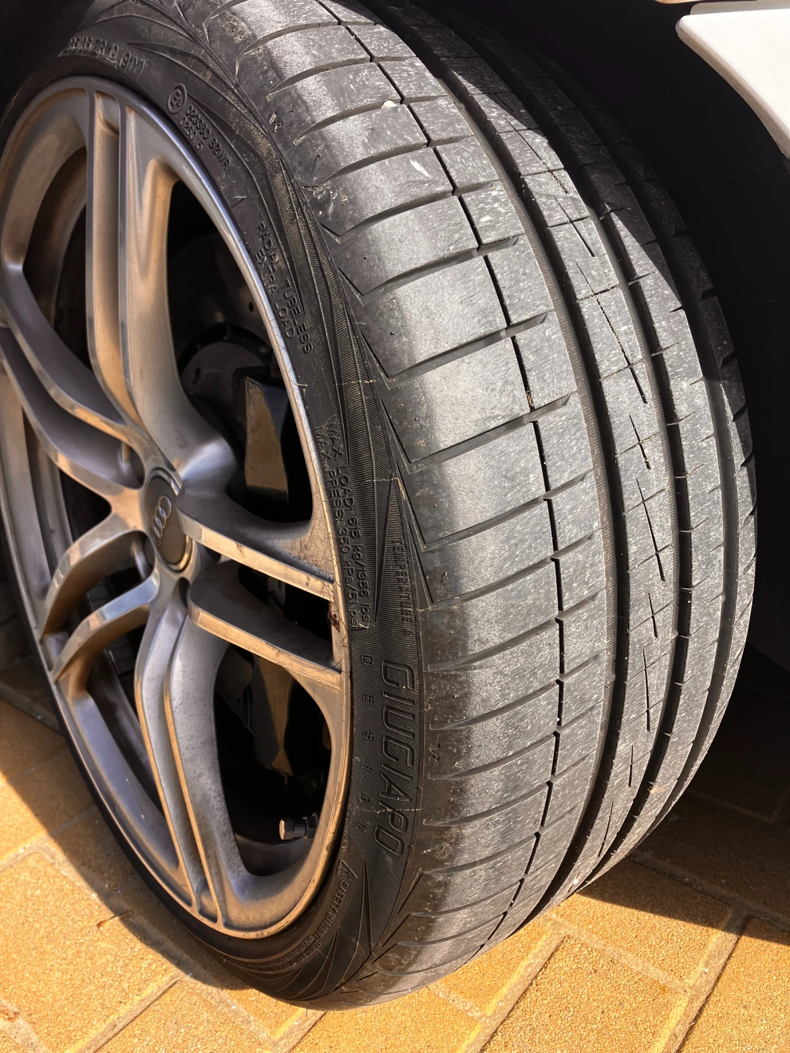 Audi R8 R-TRONIC, снимка 14 - Автомобили и джипове - 54207630