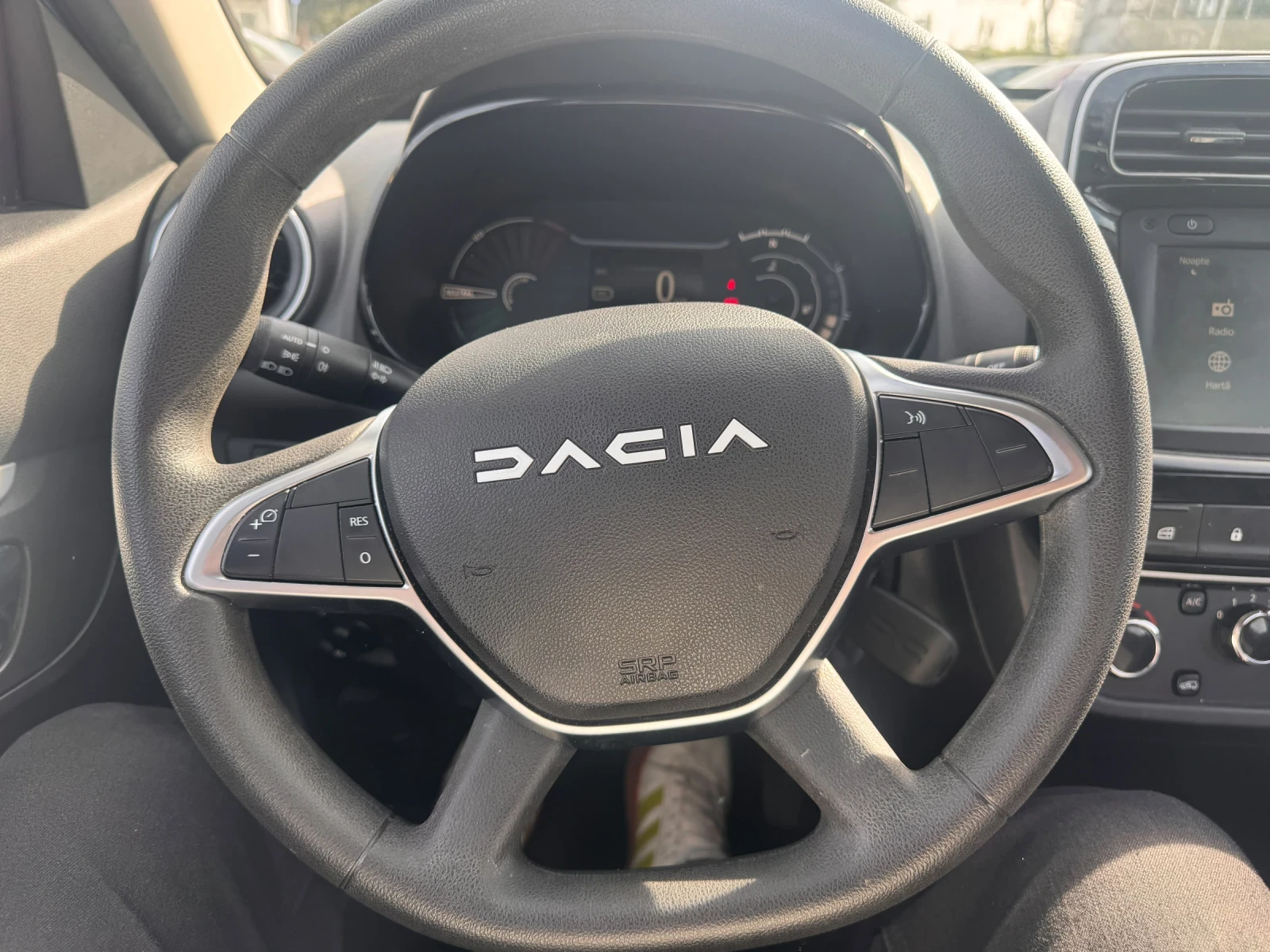 Dacia Spring 45000km, снимка 8 - Автомобили и джипове - 56113233