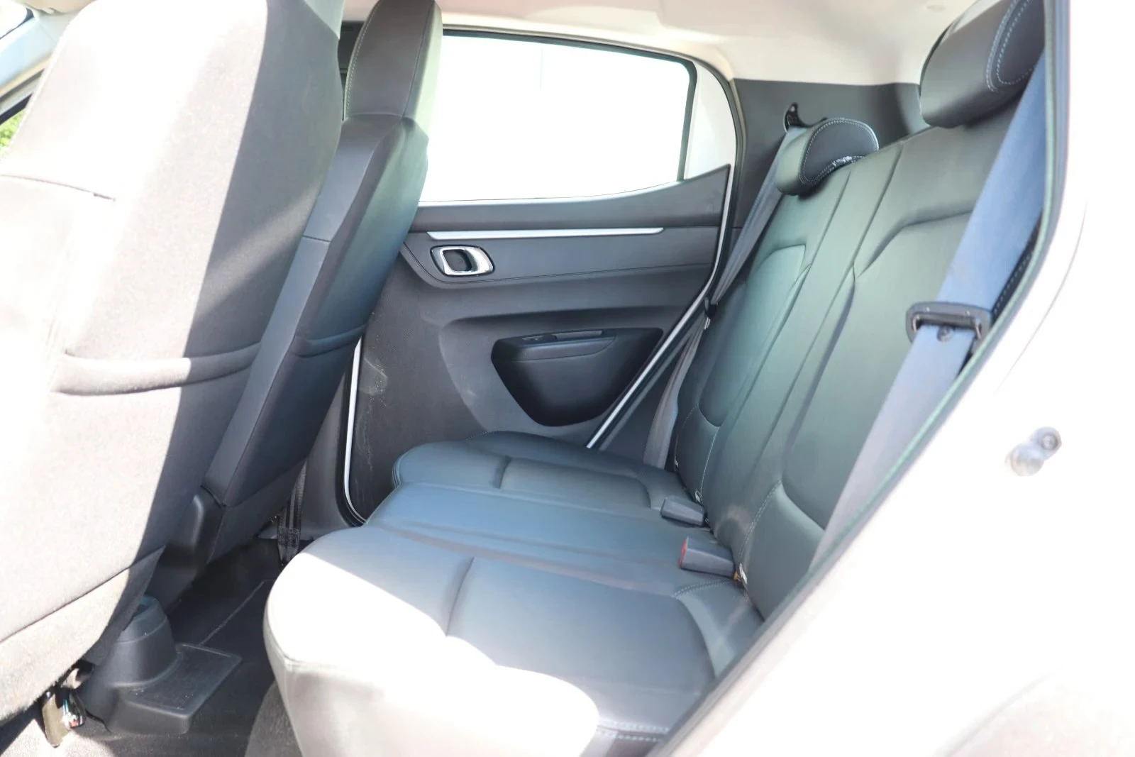 Dacia Spring Comfort plus 35000km, снимка 13 - Автомобили и джипове - 56113233