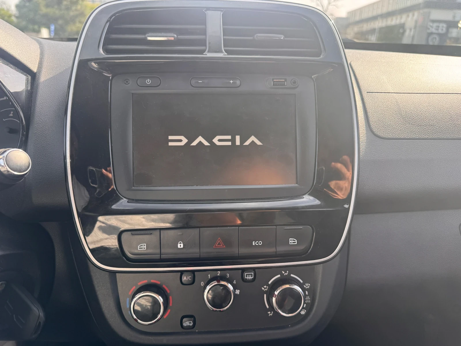 Dacia Spring 45000km, снимка 6 - Автомобили и джипове - 56113233