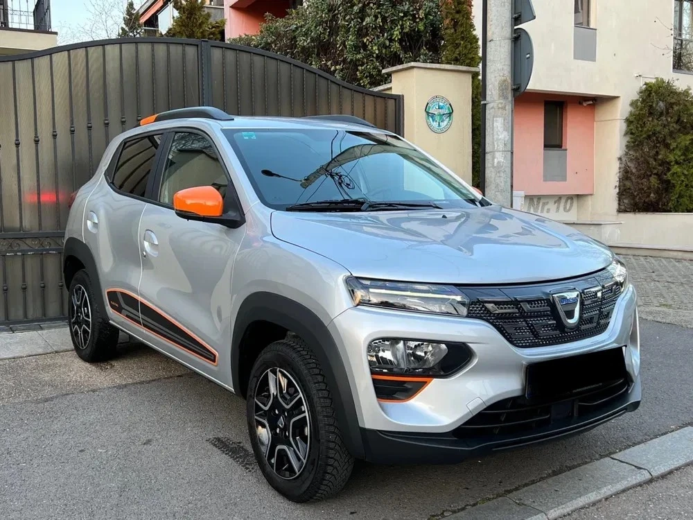 Dacia Spring Comfort plus 11900km, снимка 2 - Автомобили и джипове - 54896763
