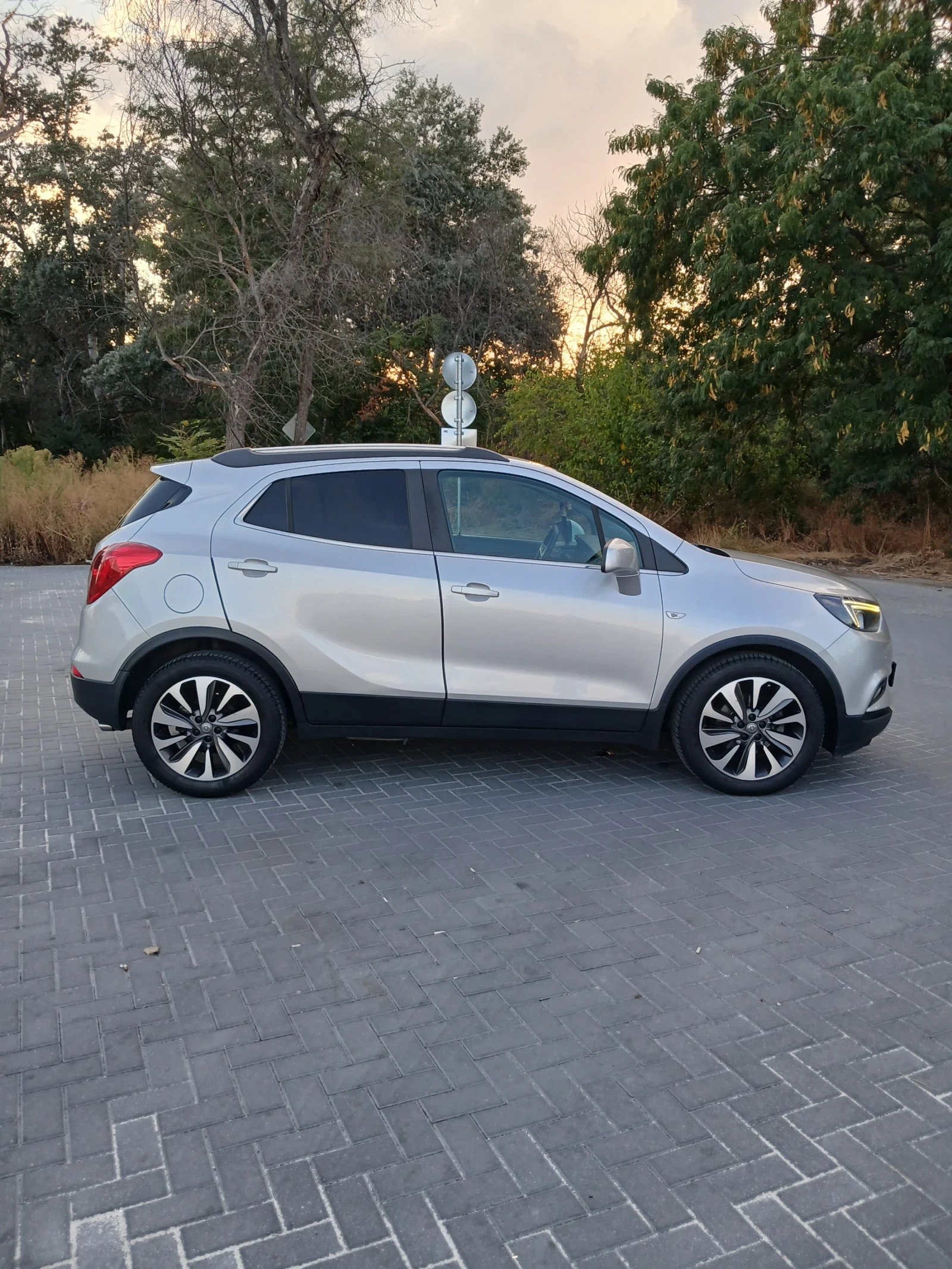 Opel Mokka X Фабрична газ/Италия , снимка 5 - Автомобили и джипове - 55439673