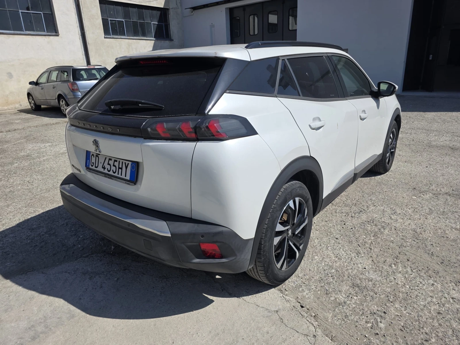 Peugeot 2008 !!!ОЧАКВАН ВНОС!!! 54 kWh  136hp SOH87%, снимка 6 - Автомобили и джипове - 55104573