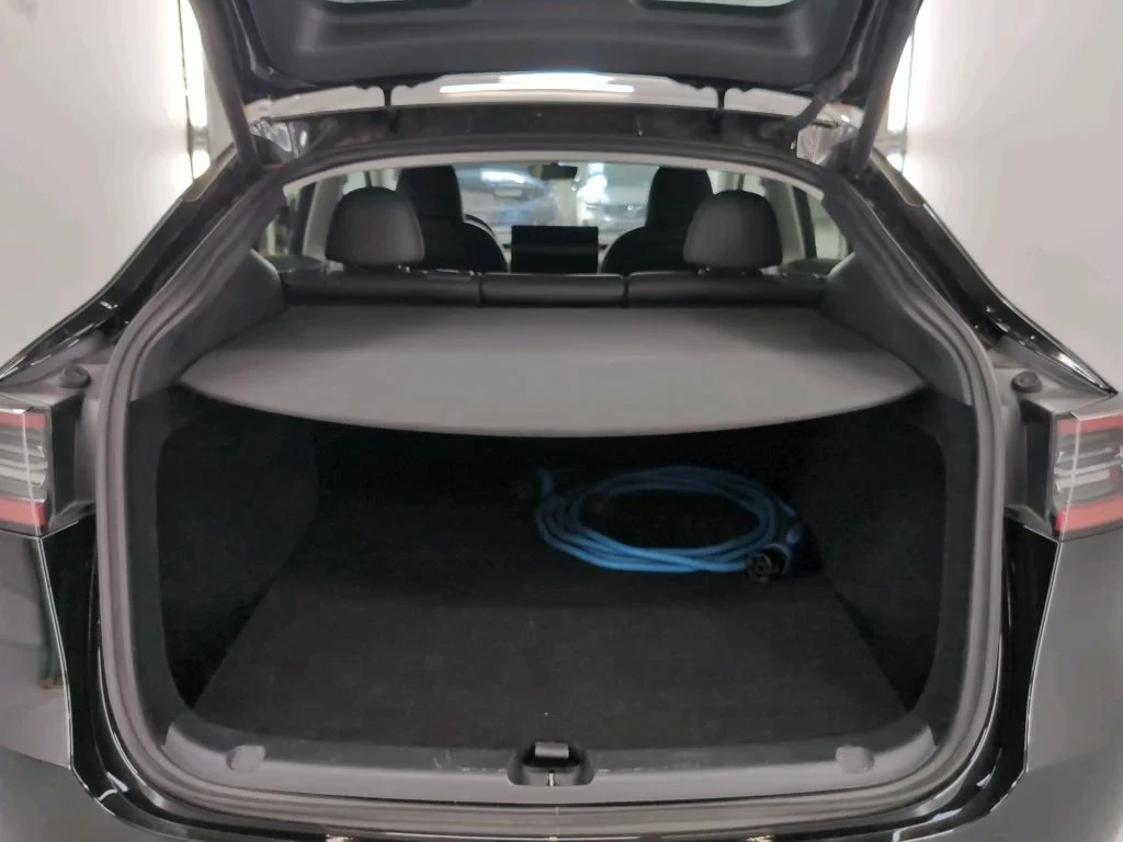 Tesla Model Y 299 к.с. Pano LED ACC Navi Leather Европейска, снимка 11 - Автомобили и джипове - 55724989