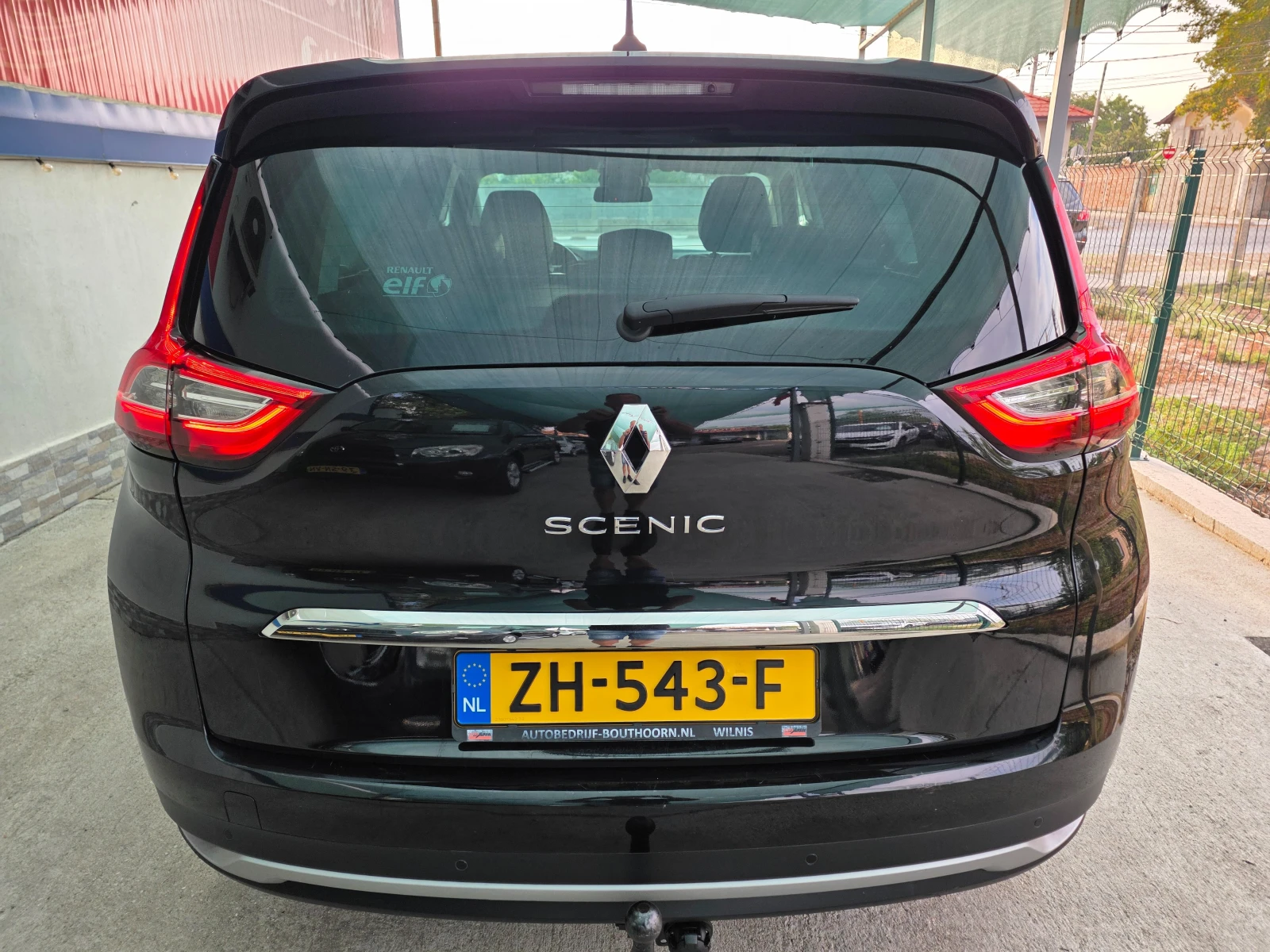 Renault Scenic 1.5TDCI/EURO6, снимка 7 - Автомобили и джипове - 56161904