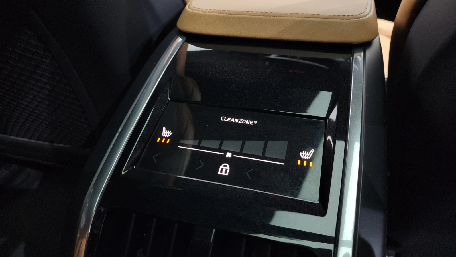 Volvo S90 B6 AWD INSCRIPTION * КРАЙНА ЦЕНА* FULL MAX, снимка 16 - Автомобили и джипове - 56172707
